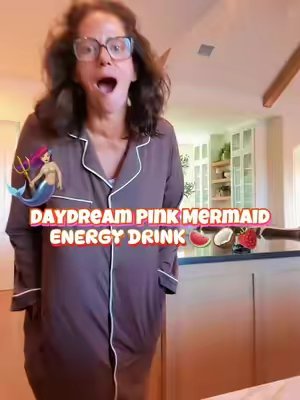 TikTok post by @takingmylifebackat42 for 7 Brew. Caption reads: [...] #drinks #energydrink #drinksathome....