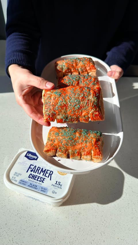 Instagram post by @brokenovenbaking for Lifeway Foods. Caption reads: The Chicago Bears are in the playoffs so I’m....