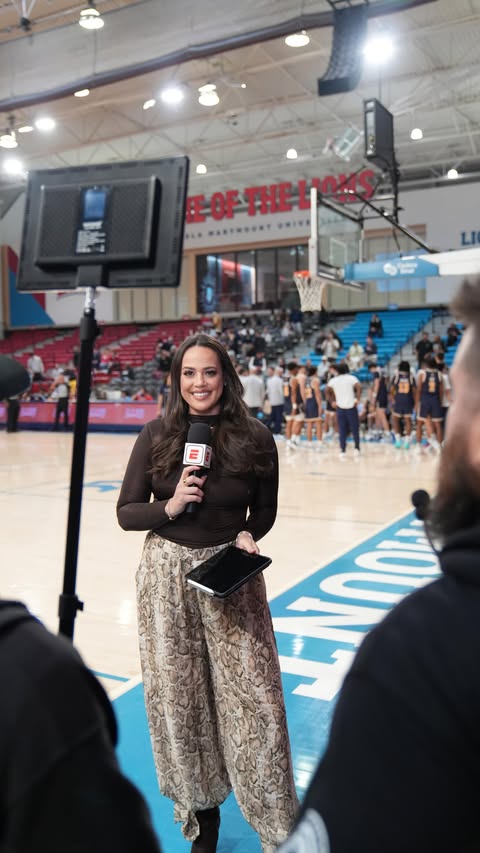 Instagram post by @bridgetcondontv for Nuuly. Caption reads: [...] sure everything is tucked in!! #clubnuuly....