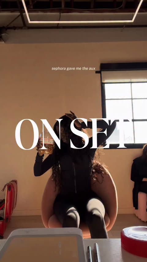 Instagram post by @golloria for Sephora. Caption reads: [...] against the grain and i promise you will be....