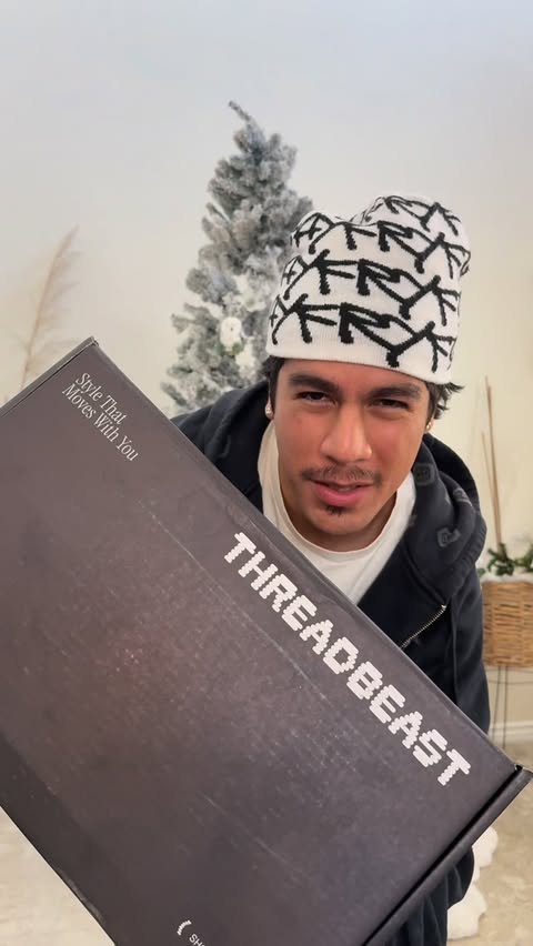 Instagram post by @youngmafiaaa for ThreadBeast. Caption reads: Use code: fits133 @threadbeast for $30 your first....