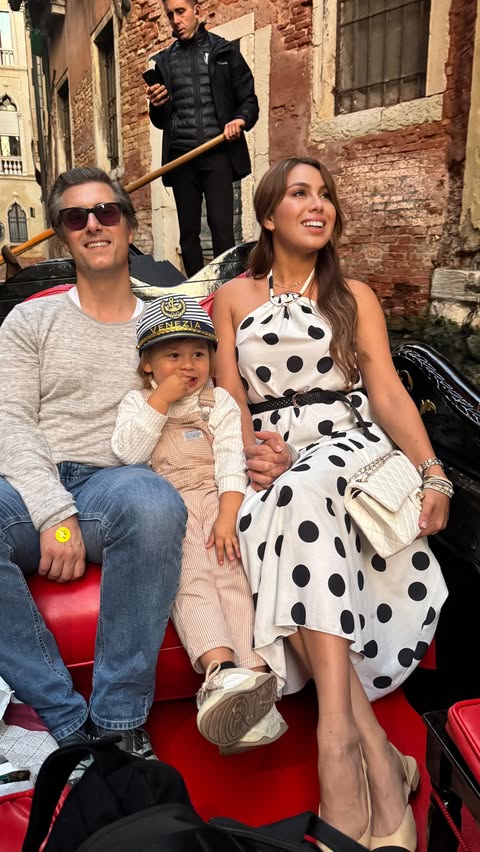 Instagram post by @pilarg.naples for TernX. Caption reads: [...] having a great travel stroller! 👏🏽✨....