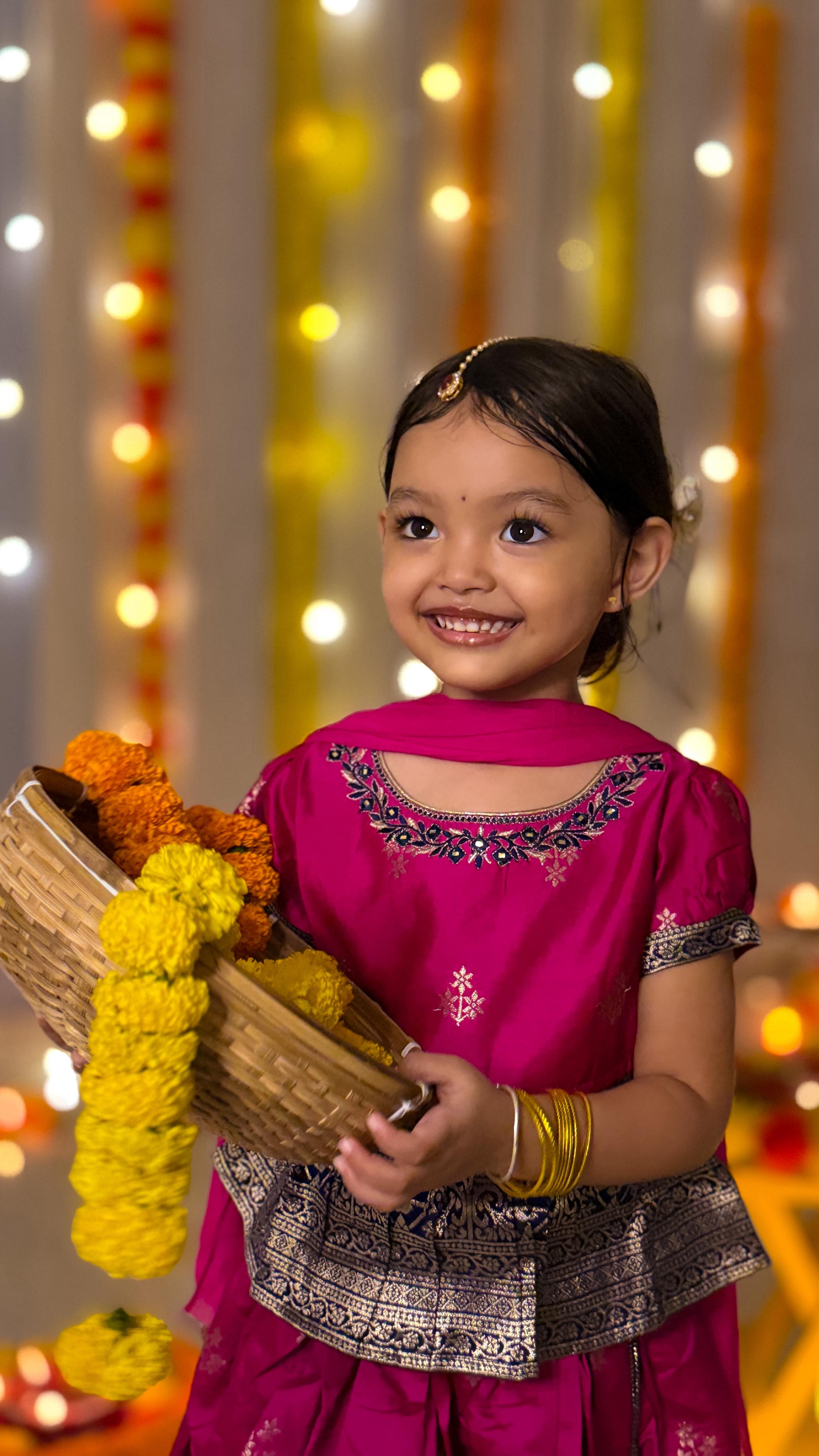 Instagram post by @amaira_dityaa for Himalaya Babycare. Caption reads: #Ad Celebrate every festival with the gift of....