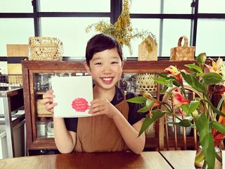 Instagram post by @mmhmm5638 for OKURU. Caption reads: 。
今年も
母の日は
@okuru_calendar....