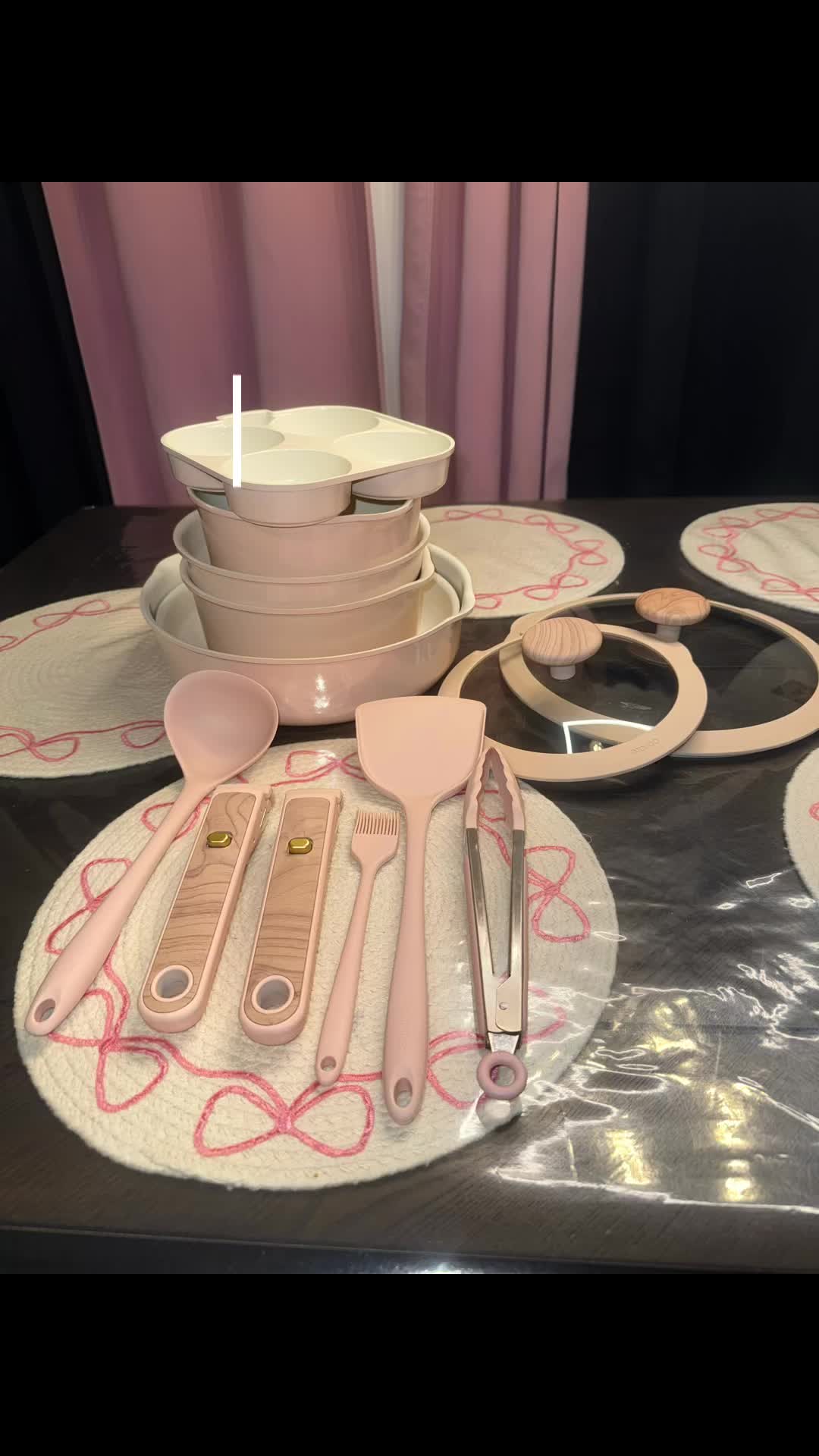 TikTok post by @rosaisa_ortiz026 for Carote. Caption reads: My favorite pale pink pots &pans from @Carote....