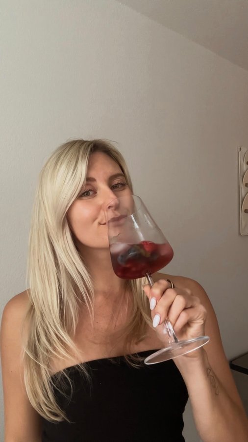 Instagram post by @alexfarrarii for Humm Kombucha. Caption reads: Life looks a little differently lately but one....