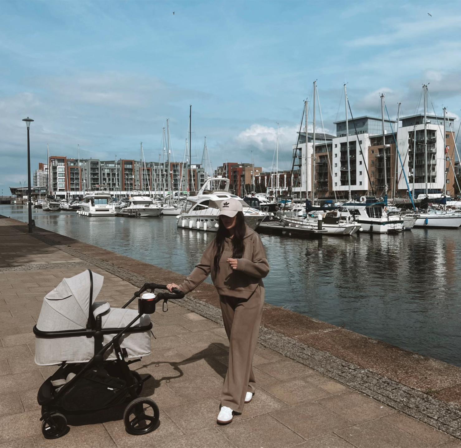 TikTok post by @aimeegardiner570 for Sunde Apparel. Caption reads: Wearing @sunde 🤎 the most gorgeous and softest....