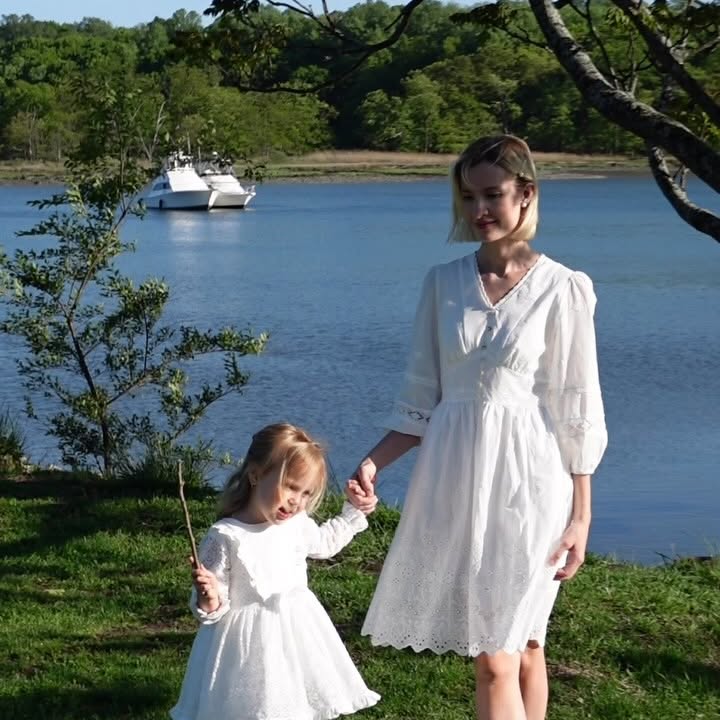 Instagram post by @veronikalosyuk for Simple Retro. Caption reads: Happy Mother’s Day to all the amazing mamas out....