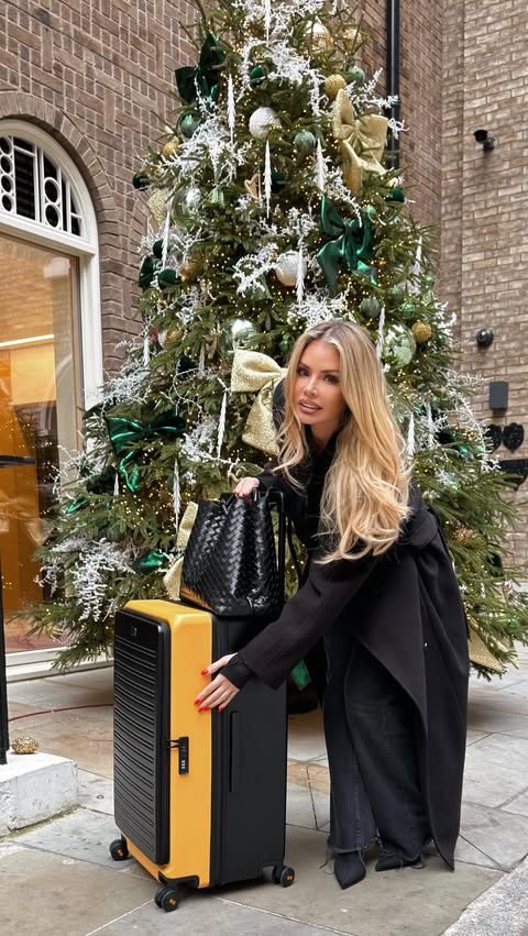 Instagram post by @chloesims for LEVEL8. Caption reads: [...] for whatever’s next.
Safe to say my....