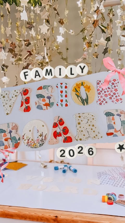 Instagram post by @mummywifeandlisaslife for Baker Ross. Caption reads: [...] family chats ✨

We used a selection of....