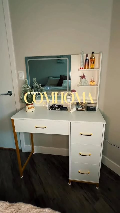 Instagram post by @zeyno.ern for COMHOMA. Caption reads: [...] favorite beauty corner ✨ This is the COMHOMA....