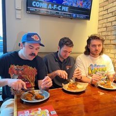 Instagram post by @daletanhardt for Hooters. Caption reads: [...] did the thing🍴 

@garageguysracing,....