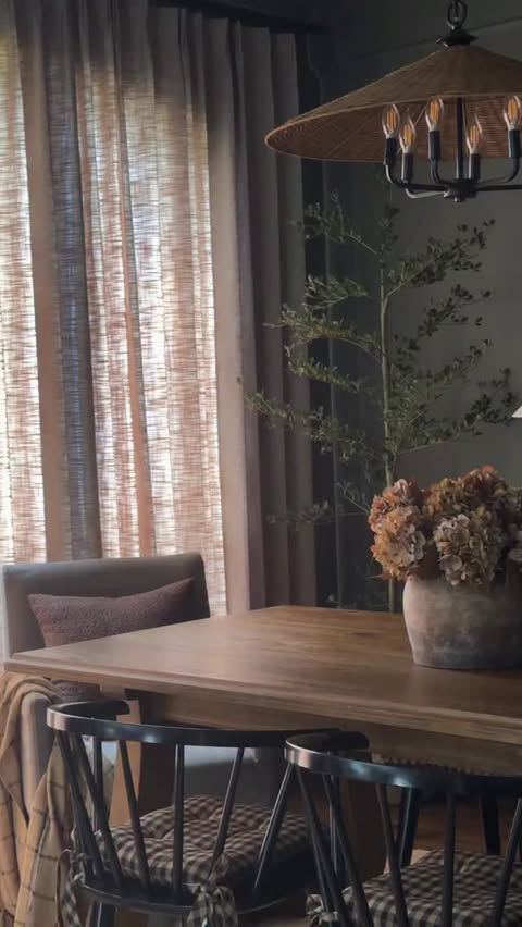Instagram post by @homeonvillage for Homerilla. Caption reads: Our new curtains from @homerilla_official....