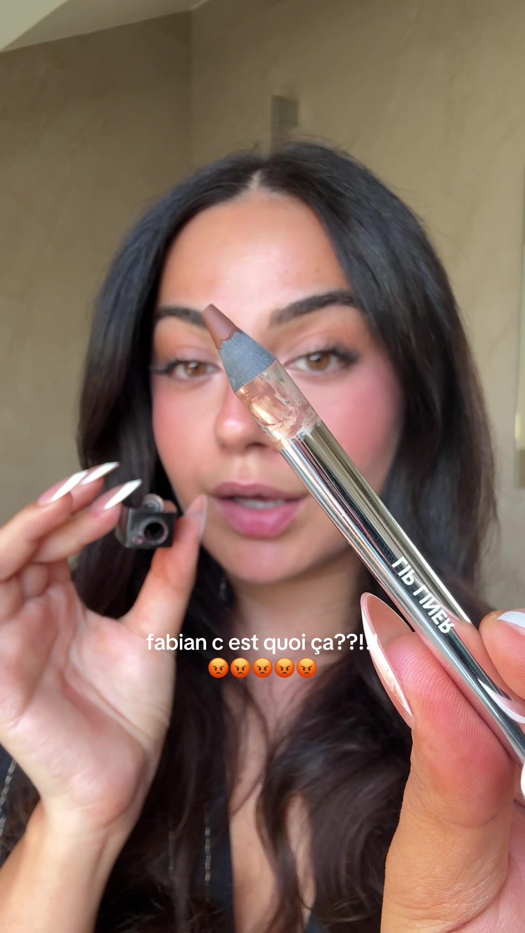 TikTok post by @stephanielbnn for For Me. Caption reads: obsessed de cette teinte @For-me.fr @FABIAN....