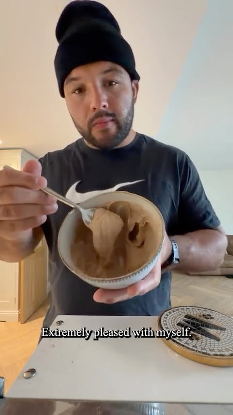 Instagram post by @ellisgenge for Huel. Caption reads: Apparently there’s more than one way to Huel 👀....
