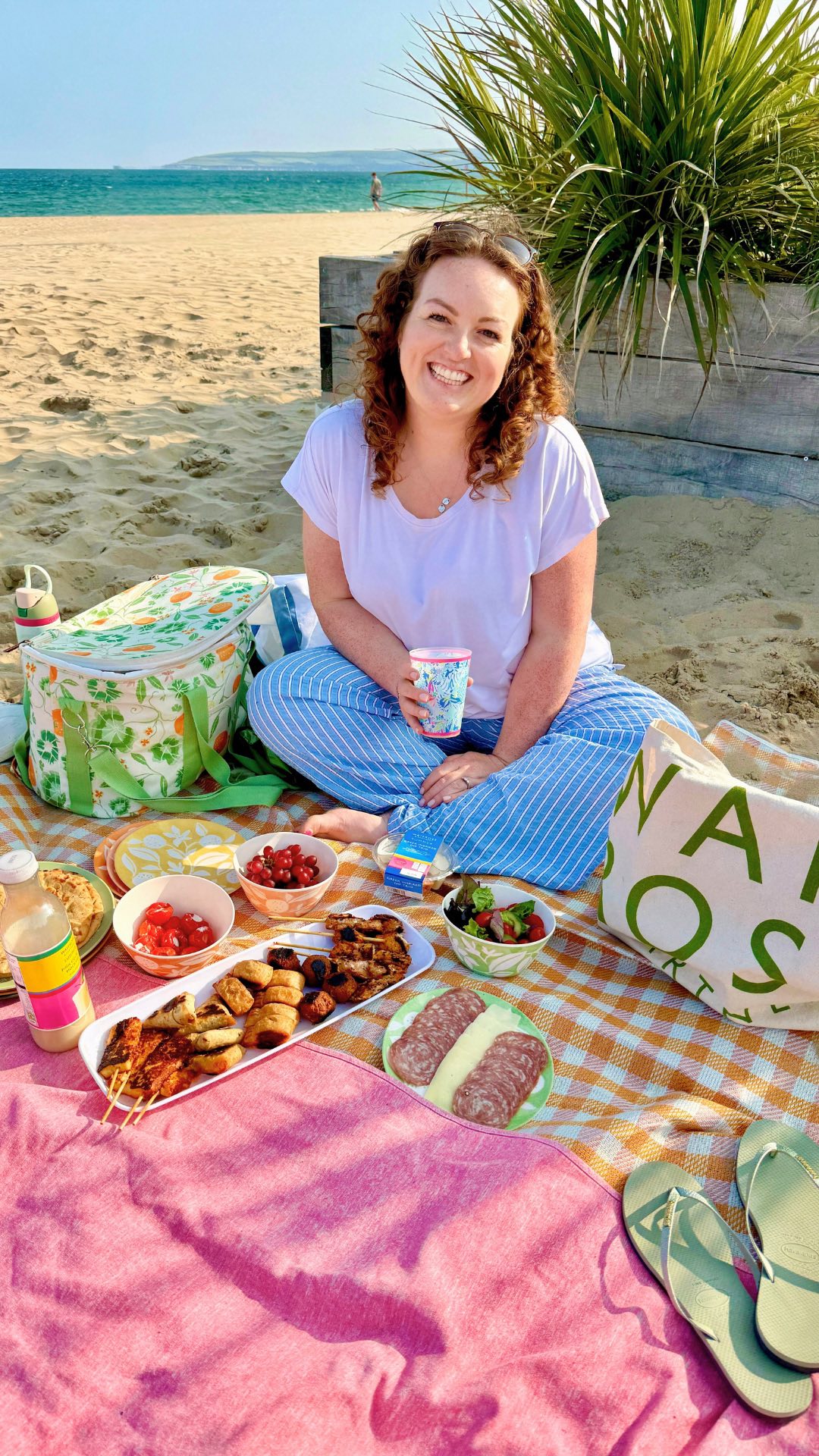 Instagram post by @brogantatexo for Waitrose. Caption reads: AD • beach bqq date night with @waitrose ☀️

This....