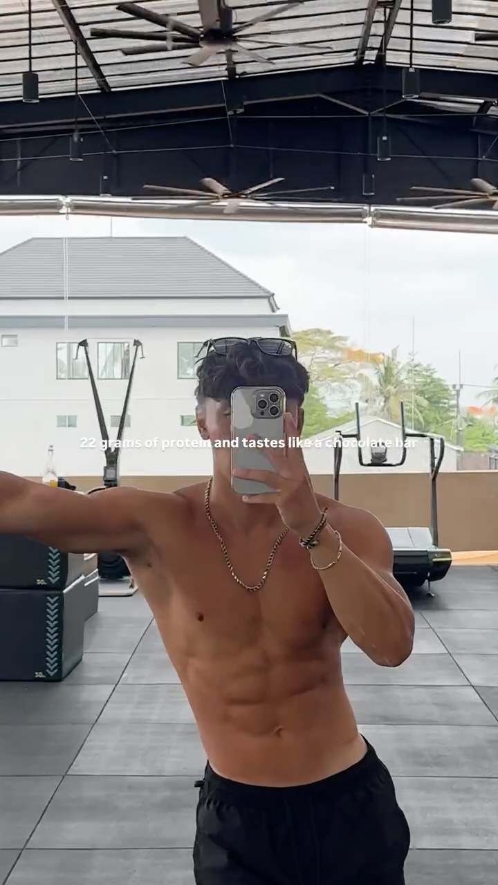 Instagram post by @brian_neyugn for Grenade. Caption reads: High intensity training demands high quality fuel,....