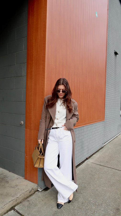 Instagram post by @sophia.berk for Suzy Shier. Caption reads: 5 elegant summer dresses from @suzyshierofficial ✨....