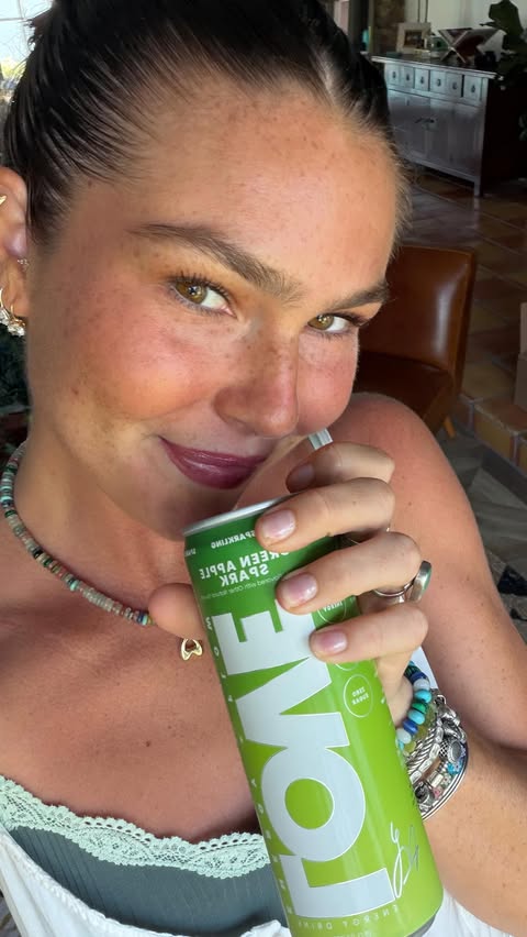 Instagram post by @lexxhidalgo for Drink Love. Caption reads: [...] room and a @drink.love can’t fix....