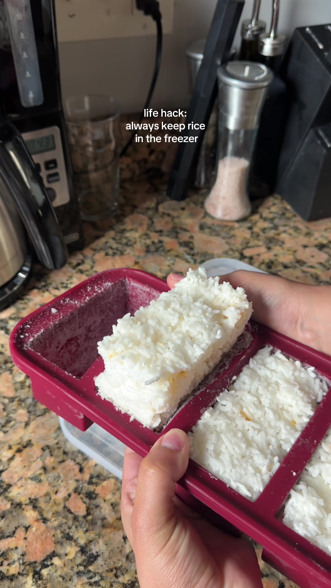 TikTok post by @cassvieira_ for Souper Cubes. Caption reads: [...] #kitchenhacks #quickmeals #mealprep @Souper....