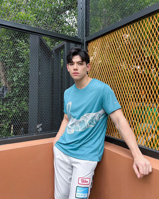 Instagram post by @gapjakarin for LAZADA.co.th. Caption reads: ”Keep moving forward“

Nike Super Brand Day at 📍....