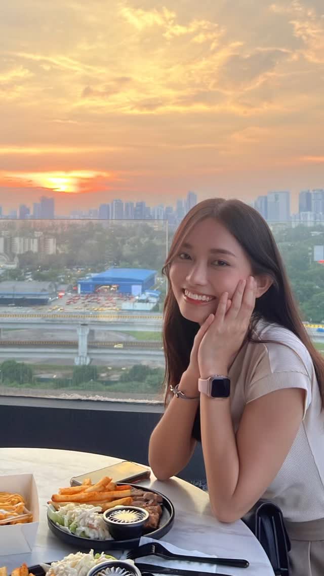 Instagram post by @junyi_lau20 for CircleDNA. Caption reads: [...] 💜✨👑

Unlock the secrets of your....