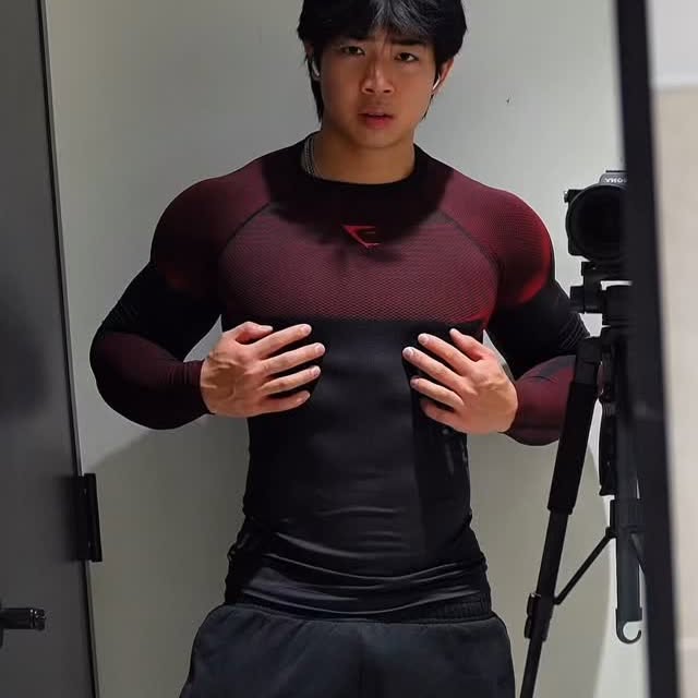 Instagram post by @adamkyu for Huge Supplements. Caption reads: [...] _ _ Code: YU10 @gymshark Code: YU....