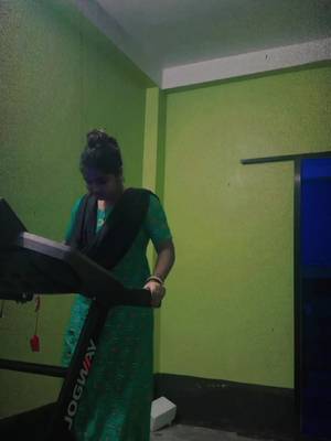 TikTok post by @arpita_sujit for KaleSalad. Caption reads: Treadmill #foryoupage #10milionfollowers....