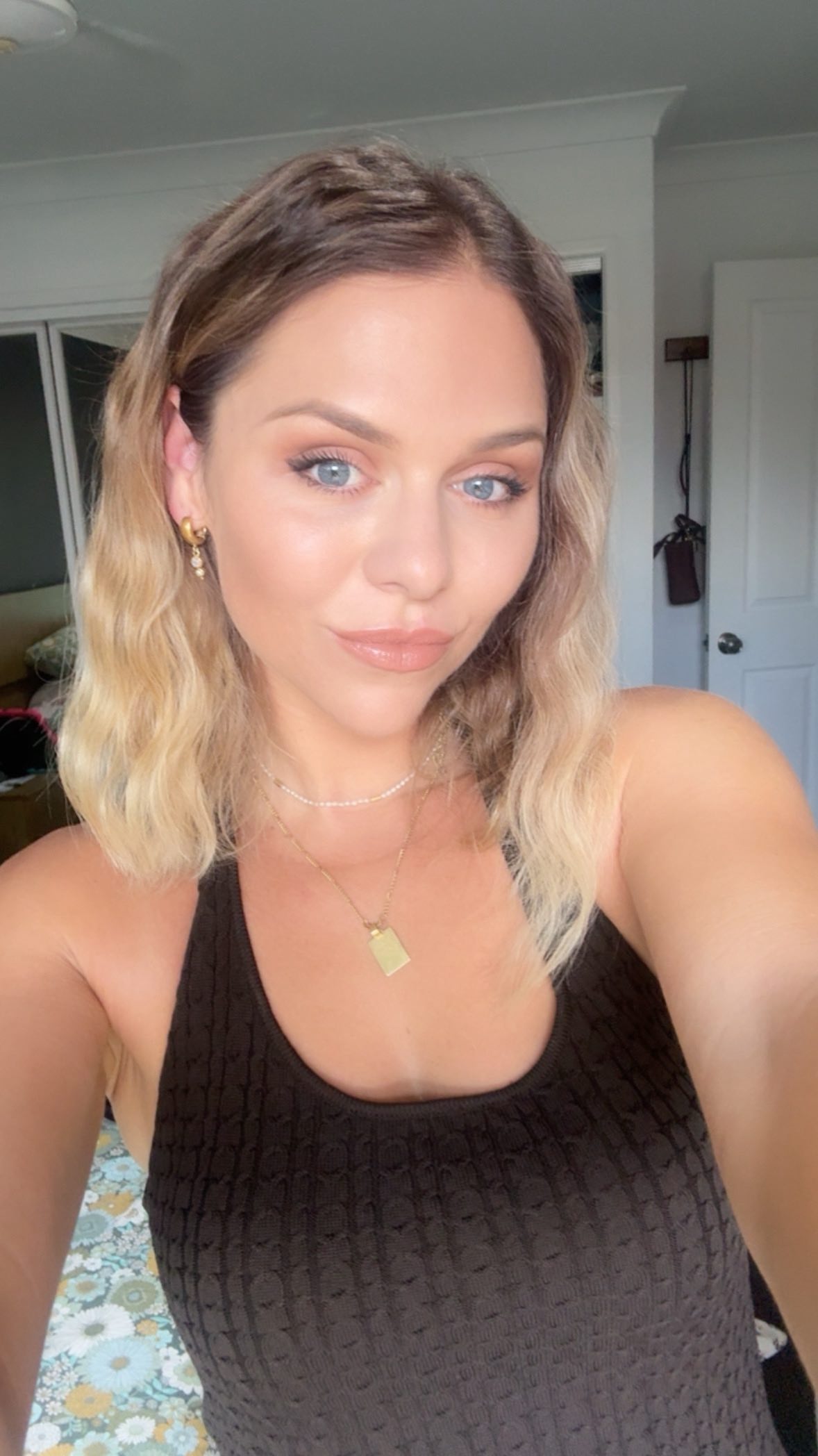 Instagram post by @tarapavlovic for Mermade Hair. Caption reads: How I created this look — step by step

Step 1:....