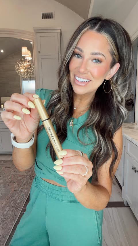 Instagram post by @moderndaymama1 for Grande Cosmetics. Caption reads: [...] the @sephora savings event… it’s....