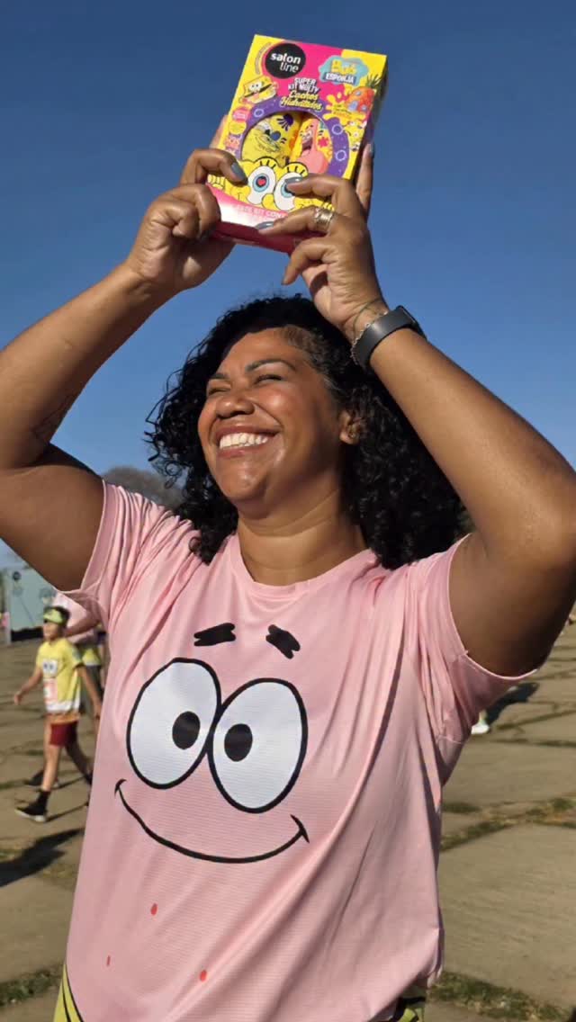 Instagram post by @alineaurea for Salon Line. Caption reads: Direto do fundo do mar pra corrida mais divertida....