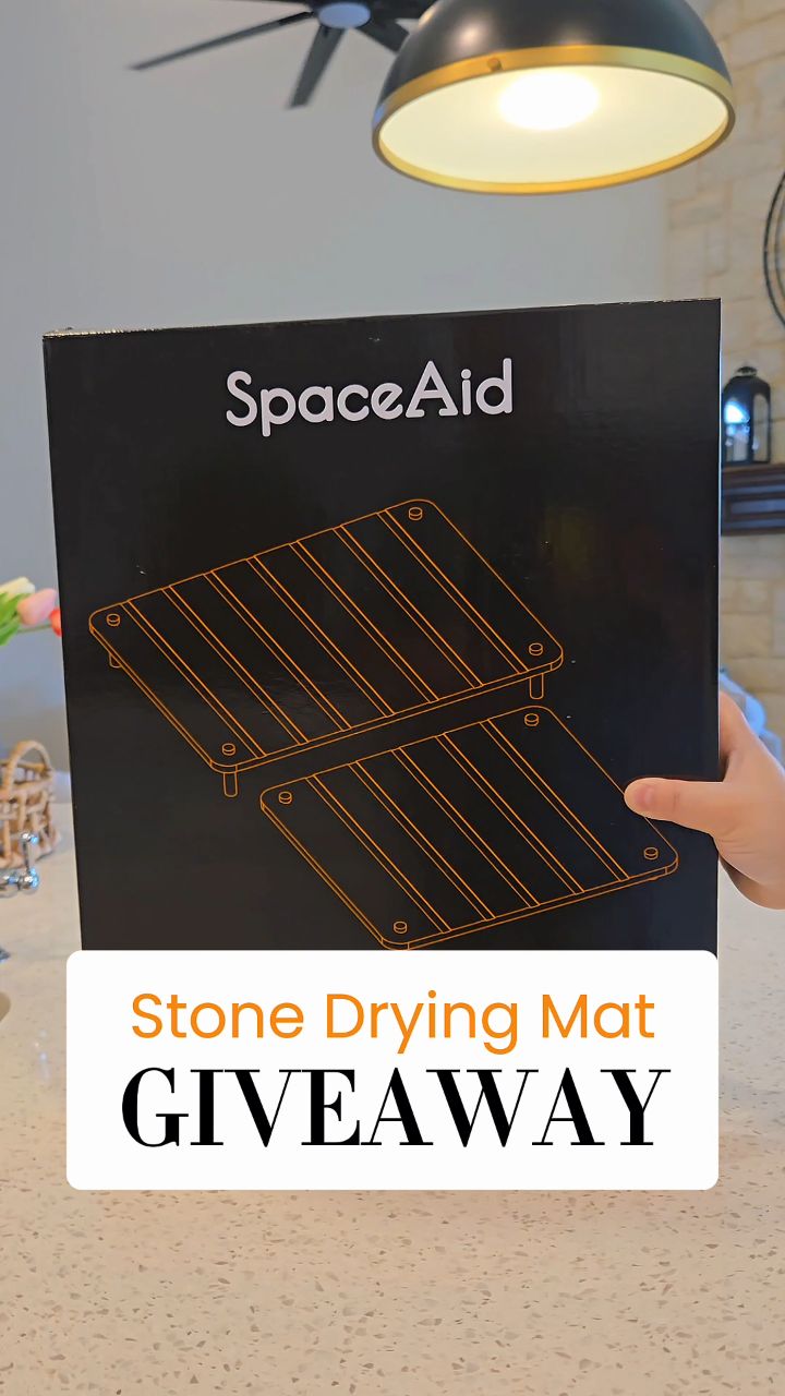 Instagram post by @kcs.living for SpaceAid. Caption reads: [...] you! To celebrate, I’ve partnered with....