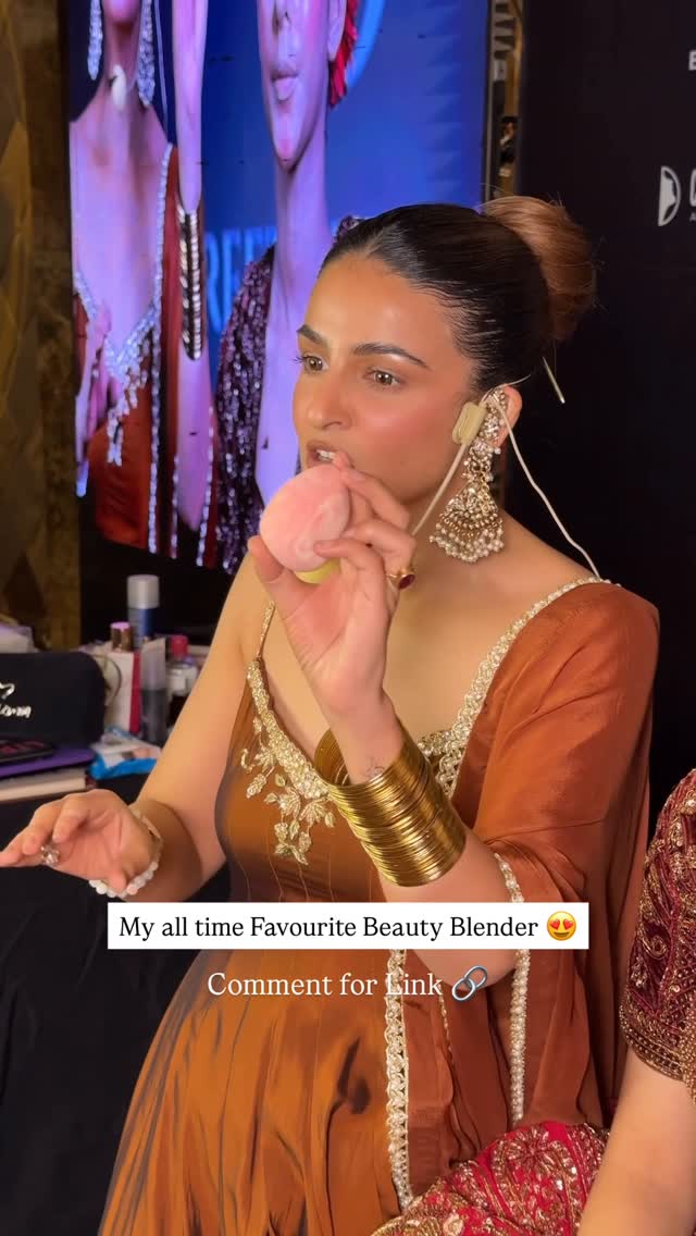 Instagram post by @makeupbyavipreetbindra for Praush Beauty. Caption reads: Comment for Link 🔗 
Use code “AVIPREET20” to get....