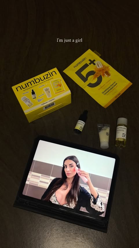 Instagram post by @giuliaflg for Stylevana. Caption reads: [...] Kit for Brightening @numbuzin_global x....