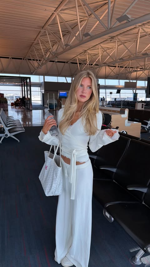 Instagram post by @acquired.style for INNBEAUTY PROJECT. Caption reads: [...] before my travel day with the....
