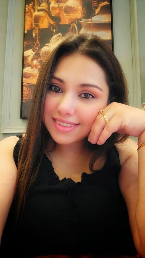 Instagram post by @theladywholeads for Bare Anatomy. Caption reads: [...] in my routine? Fixed. 🖤 Switching to Bare....