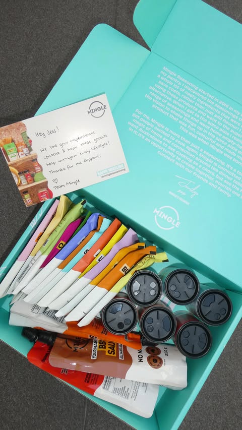 Instagram post by @jess_omeara for Mingle Seasoning. Caption reads: [...] (I add a handful to each meal) -....