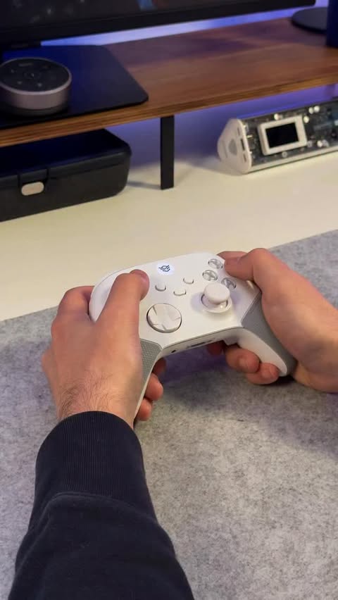Instagram post by @il.fabo for HexGaming. Caption reads: I’ve been using the @hexcontroller ULTRA X for....