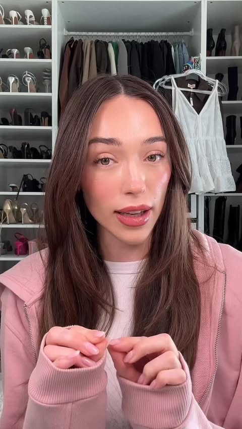 Instagram post by @sophiaculpo for Bumble. Caption reads: [...] self, and actually know what you want.....