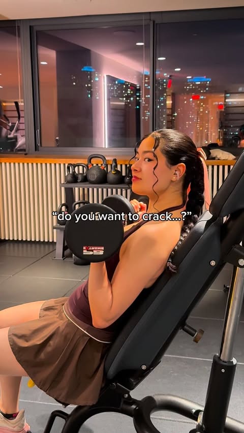 Instagram post by @zinia.lee for Alani Nu. Caption reads: @alaninutrition #alanipartner only thing that....