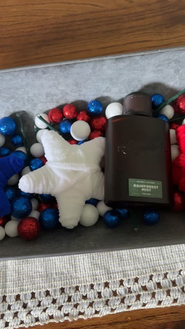 TikTok post by @krissy_helen for Dr. Squatch. Caption reads: [...] #giftsforhim #soapformen #DrSquatch....