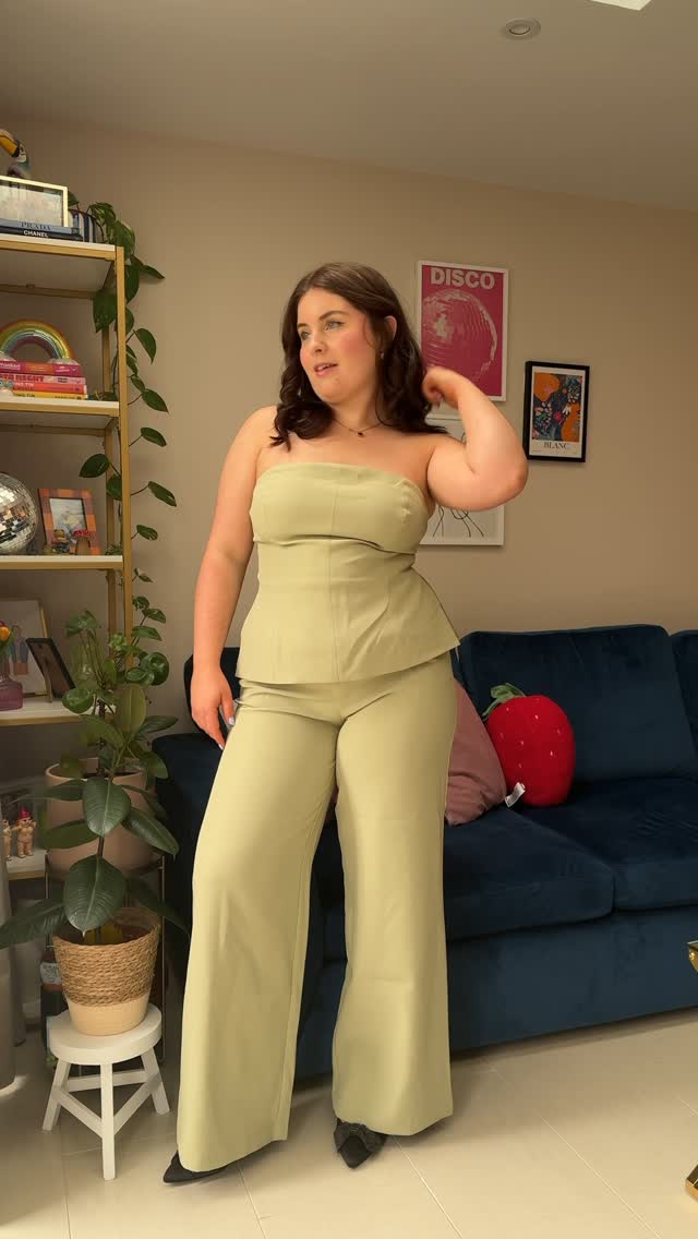 Instagram post by @itsabinunn for Rare London. Caption reads: [...] Which is your fave?!....