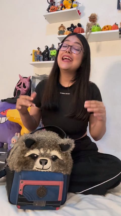 Instagram post by @iranny.rz for Dossier. Caption reads: 💎¡Disfruta del Black Friday con @dossierperfumes....