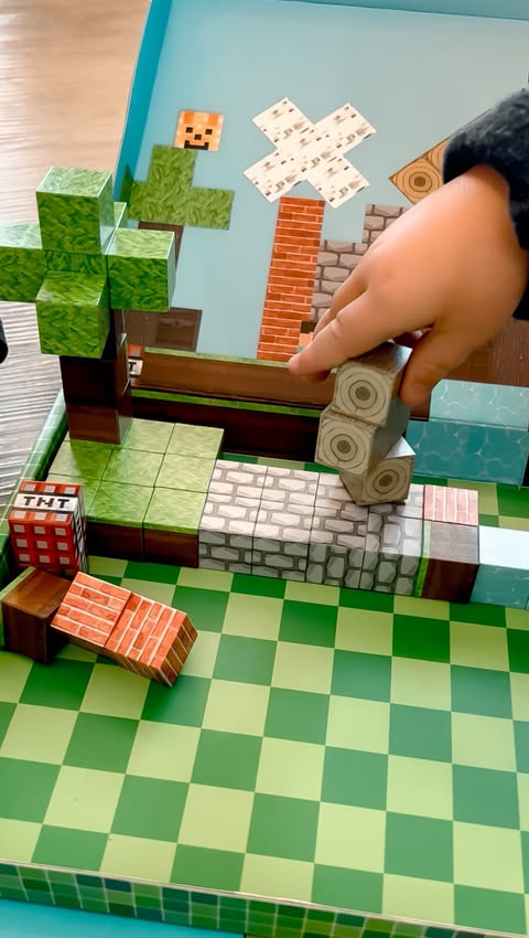 Instagram post by @hardinghavendiy for Magnetopia. Caption reads: Comment for 🔗 and shop their sale!

✨40% off site....