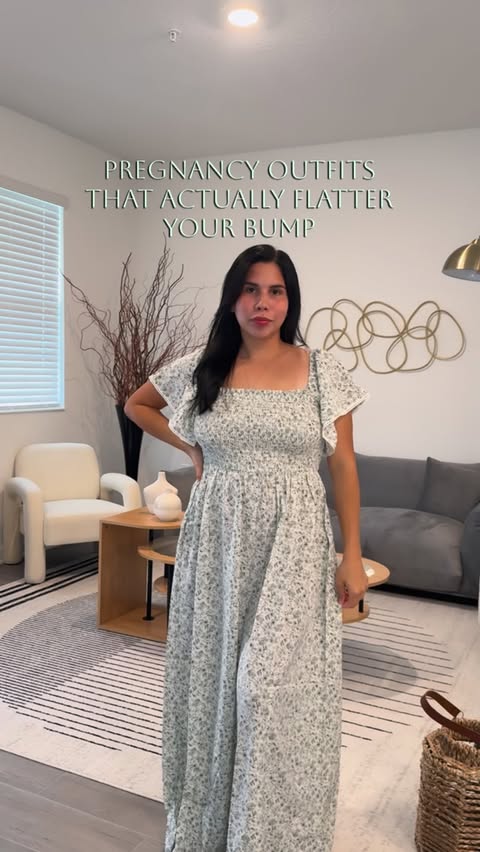 Instagram post by @gigimaternando for PinkBlush Maternity. Caption reads: [...] Thank you so much @pinkblushmaternity Gifted....