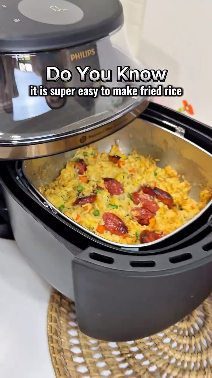 Instagram post by @mymumsflavour for Philips. Caption reads: I didn’t know I can easily make a steamed chicken....