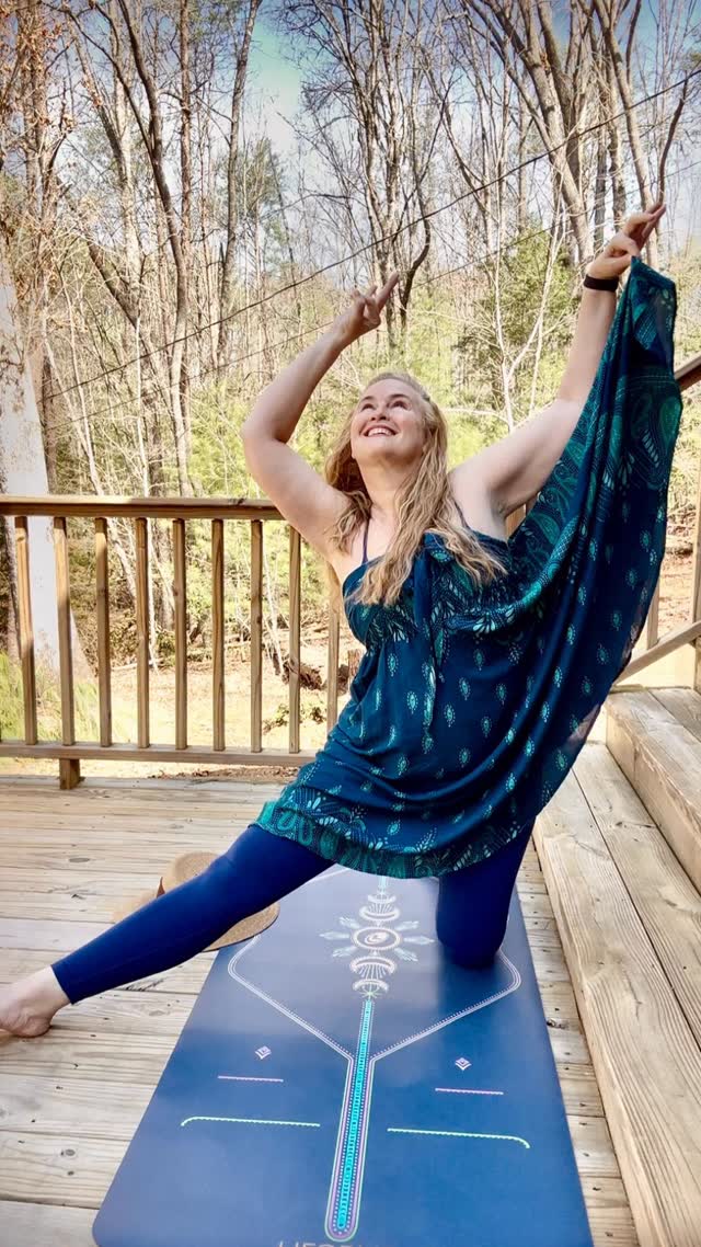 Instagram post by @nine_six_two for Boho Pants. Caption reads: [...] @zuzkayoga Sponsor @bohopants 🌸Spring Yoga....