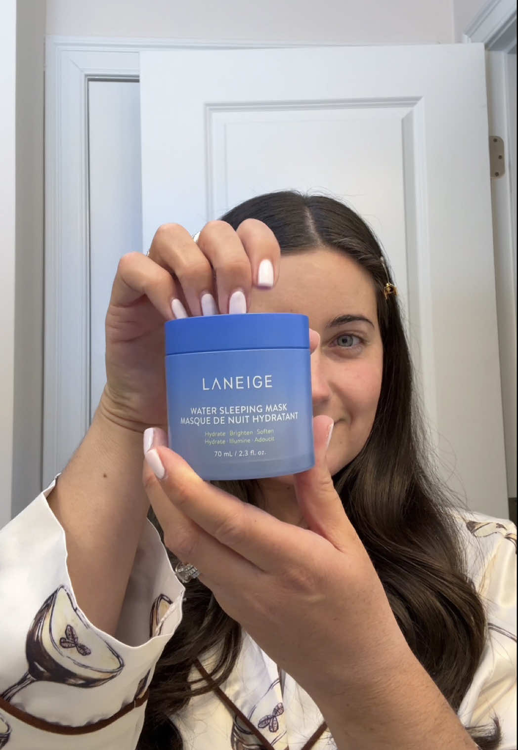 TikTok post by @lindsnicwadleigh for SheShow. Caption reads: [...] @skinsmart_antimicrobial @SheShow US @The....