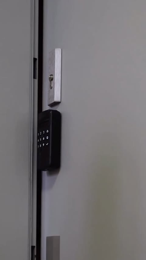 Instagram post by @aleenito for SwitchBot. Caption reads: Ad ~ Werbung | @theswitchbot 
Unlock your home the....