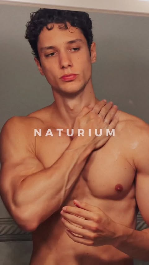 Instagram post by @itsrovski for Naturium. Caption reads: [...] It’s the calm in my chaos @naturium #ad....